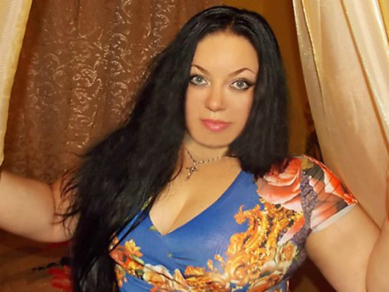 Воплощение твоих самых смелых фантазий - это моя задача. У меня есть множество возможностей, чтобы порадовать тебя: расслабляющий массаж, стриптиз, оральные ласки и многое другое. Мои отзывы говорят сами за себя, и я всегда готова поделиться своими фото. Живу я в Москве, и готова приятно удивить тебя своими способностями и талантами. 💋🔥🌟 Варвара